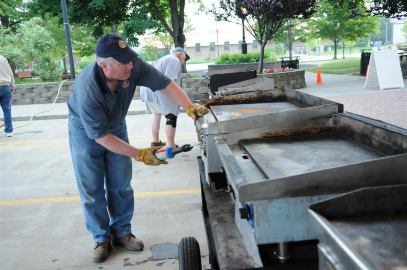 2015 Independence Parade Weekend Pancake Breakfast
